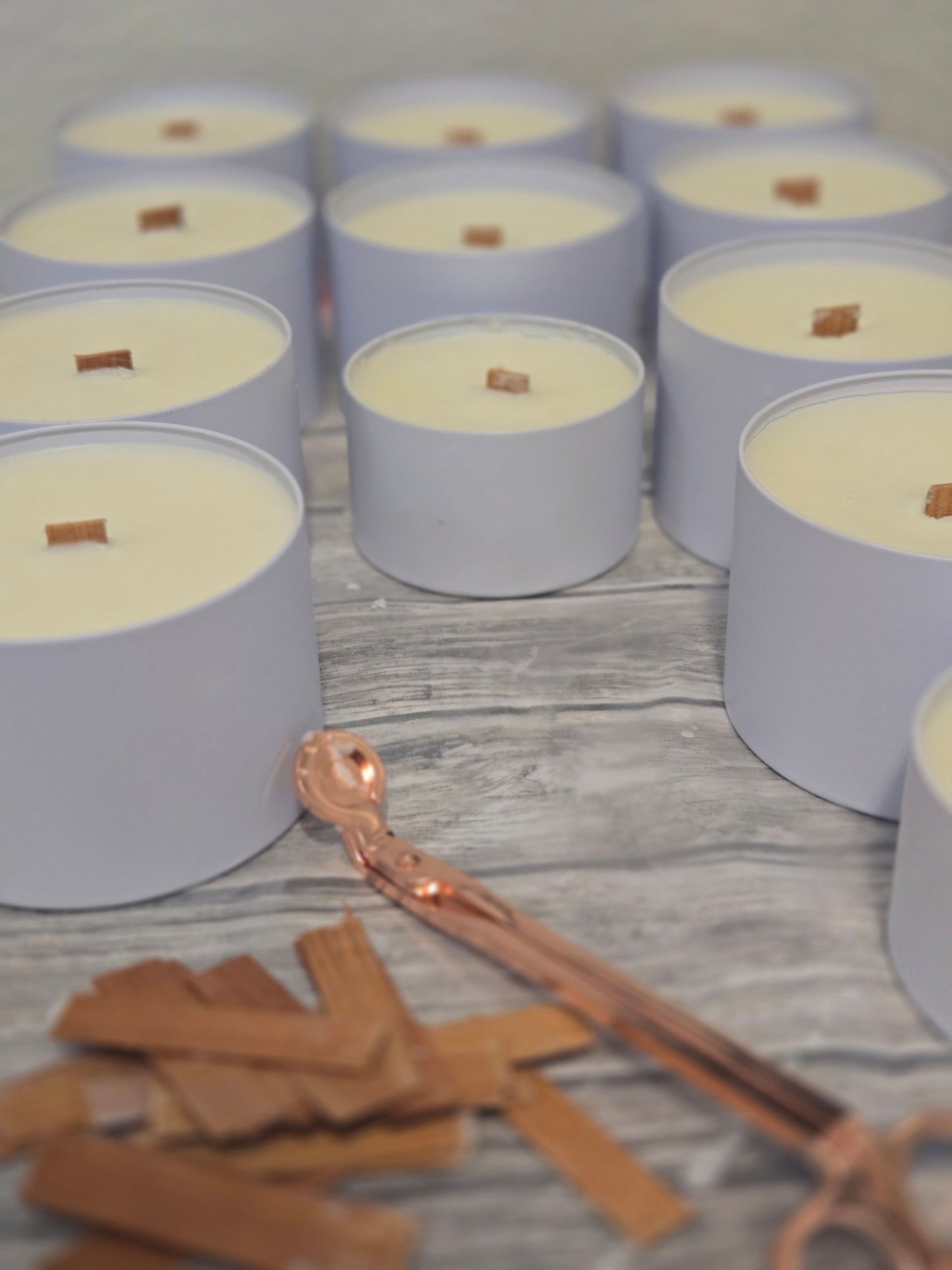 Fanny 10oz Soy Candle - Jasmine Vanilla, Caramel, and Sandalwood scent